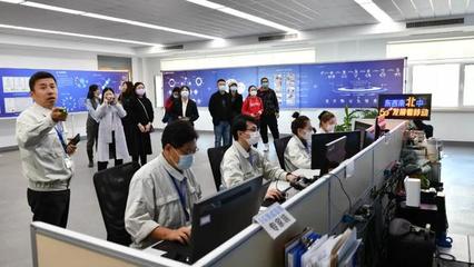 移动5G“中国行”大连站 移动助力冰山集团迈入智慧工厂新大门